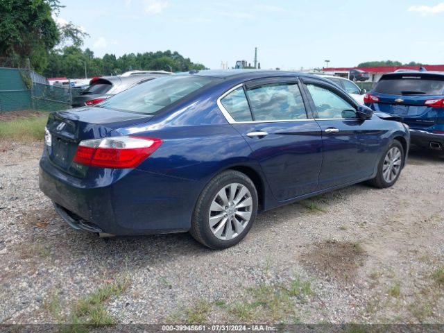 Photo 3 VIN: 1HGCR3F88FA038355 - HONDA ACCORD 