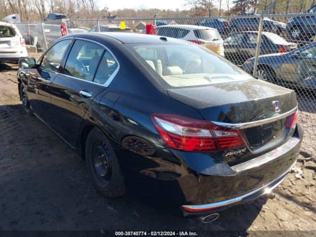 Photo 2 VIN: 1HGCR3F88GA024411 - HONDA ACCORD 