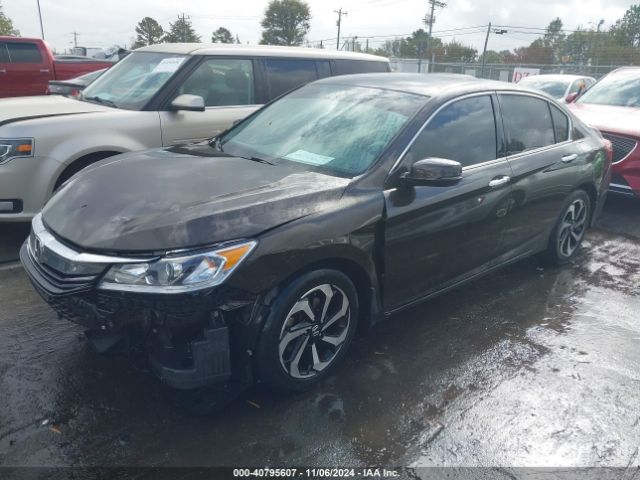 Photo 1 VIN: 1HGCR3F88GA029348 - HONDA ACCORD 