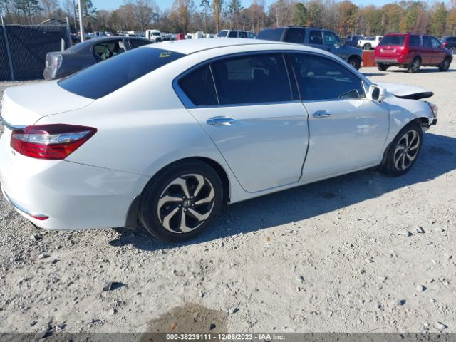 Photo 3 VIN: 1HGCR3F88HA025222 - HONDA ACCORD 