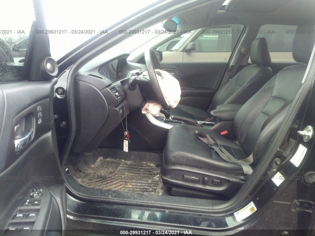 Photo 4 VIN: 1HGCR3F89DA037082 - HONDA ACCORD SDN 