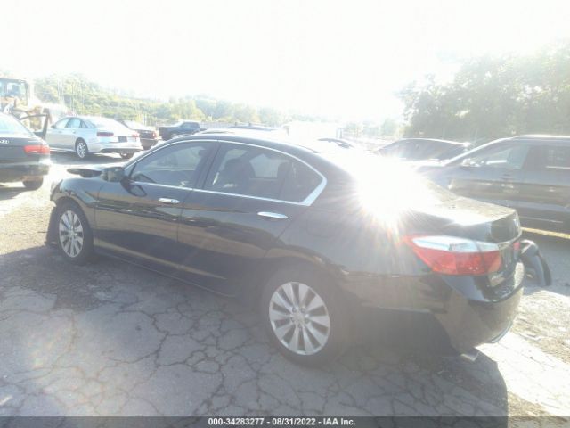 Photo 2 VIN: 1HGCR3F89FA005347 - HONDA ACCORD SEDAN 