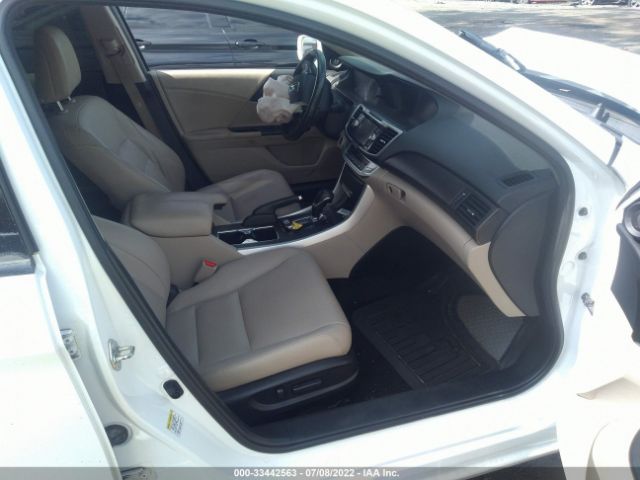 Photo 4 VIN: 1HGCR3F89FA022908 - HONDA ACCORD SEDAN 