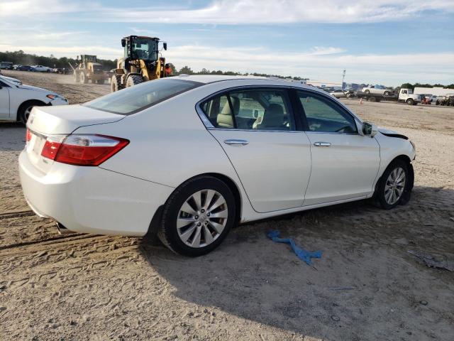 Photo 2 VIN: 1HGCR3F8XDA003149 - HONDA ACCORD 