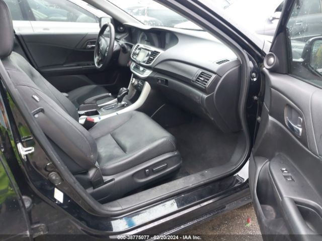 Photo 4 VIN: 1HGCR3F8XDA012630 - HONDA ACCORD 