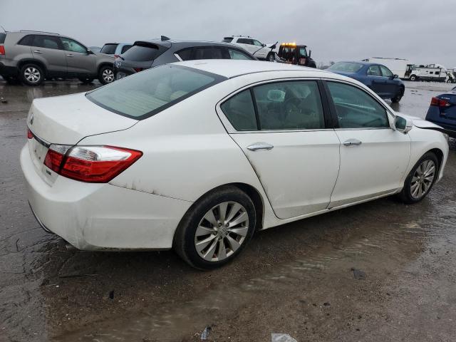 Photo 2 VIN: 1HGCR3F8XDA015222 - HONDA ACCORD 