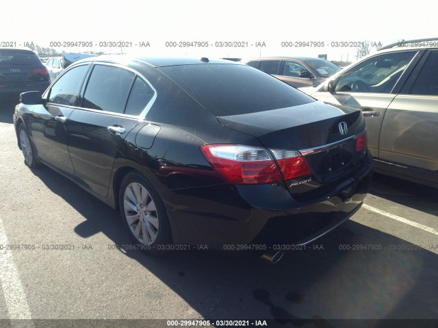 Photo 2 VIN: 1HGCR3F8XDA041707 - HONDA ACCORD SDN 