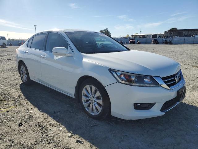 Photo 3 VIN: 1HGCR3F8XEA014802 - HONDA ACCORD EXL 