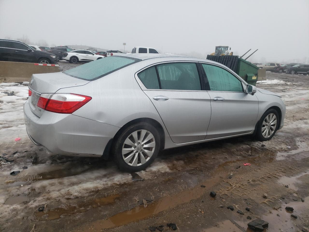 Photo 2 VIN: 1HGCR3F8XEA020292 - HONDA ACCORD 