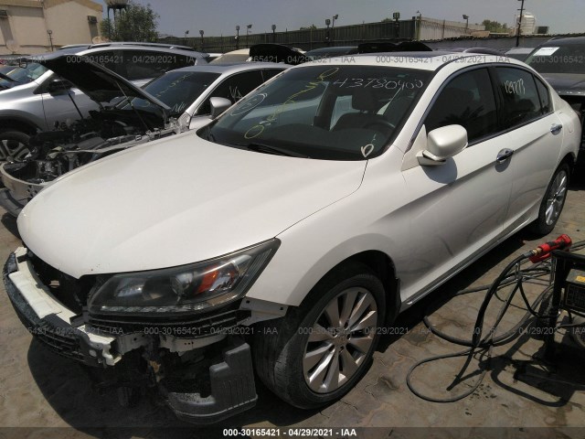 Photo 1 VIN: 1HGCR3F8XEA027680 - HONDA ACCORD SEDAN 