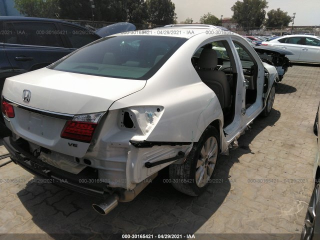 Photo 3 VIN: 1HGCR3F8XEA027680 - HONDA ACCORD SEDAN 