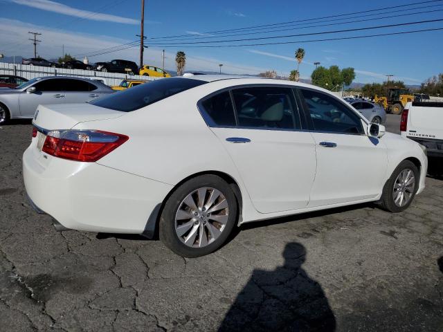 Photo 2 VIN: 1HGCR3F8XEA037173 - HONDA ACCORD 