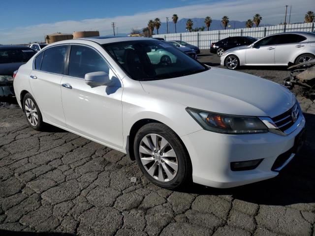 Photo 3 VIN: 1HGCR3F8XEA037173 - HONDA ACCORD 