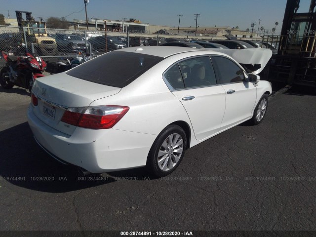 Photo 3 VIN: 1HGCR3F8XEA039876 - HONDA ACCORD SEDAN 