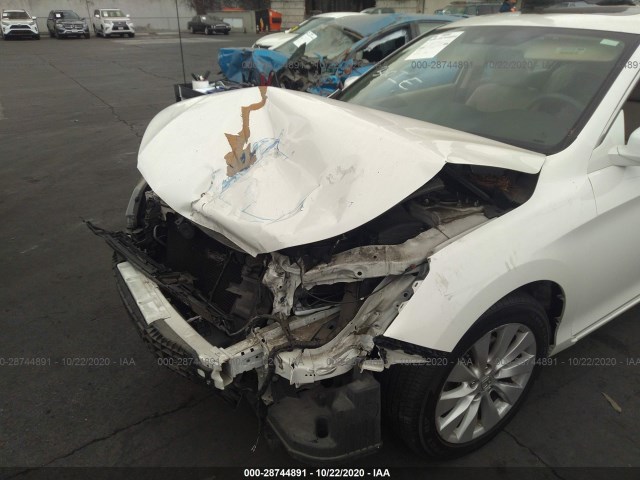 Photo 5 VIN: 1HGCR3F8XEA039876 - HONDA ACCORD SEDAN 