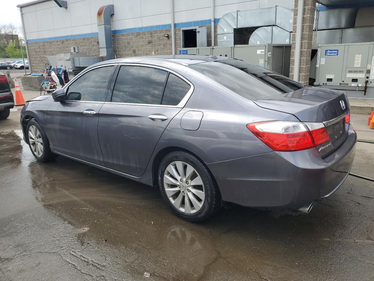 Photo 1 VIN: 1HGCR3F8XFA024070 - HONDA ACCORD 