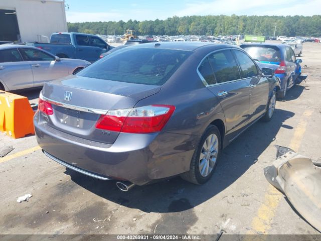 Photo 3 VIN: 1HGCR3F8XFA028541 - HONDA ACCORD 