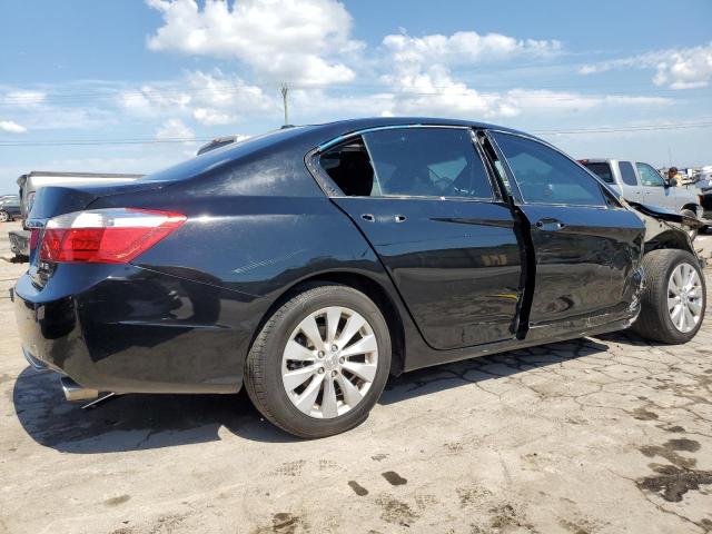 Photo 2 VIN: 1HGCR3F8XFA034923 - HONDA ACCORD 