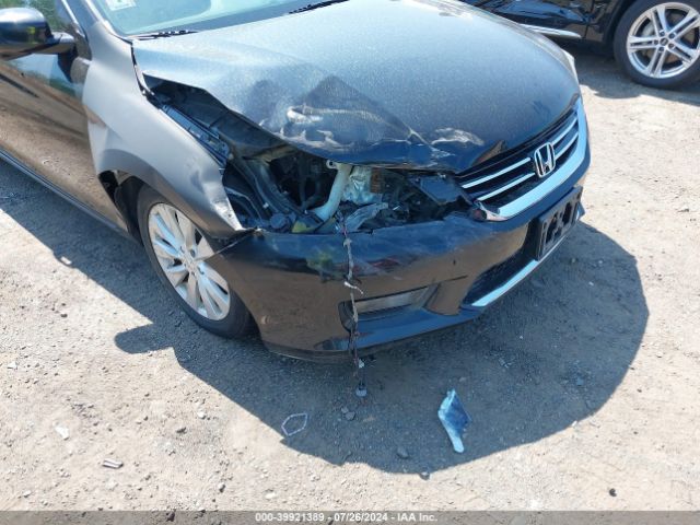 Photo 5 VIN: 1HGCR3F8XFA036171 - HONDA ACCORD 