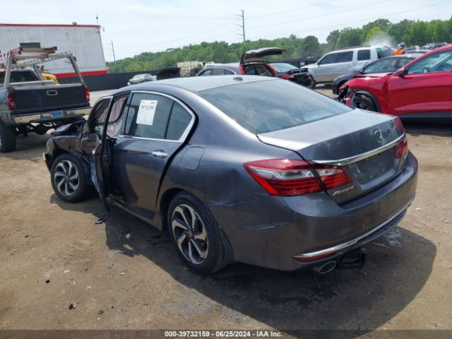 Photo 2 VIN: 1HGCR3F8XGA015239 - HONDA ACCORD 