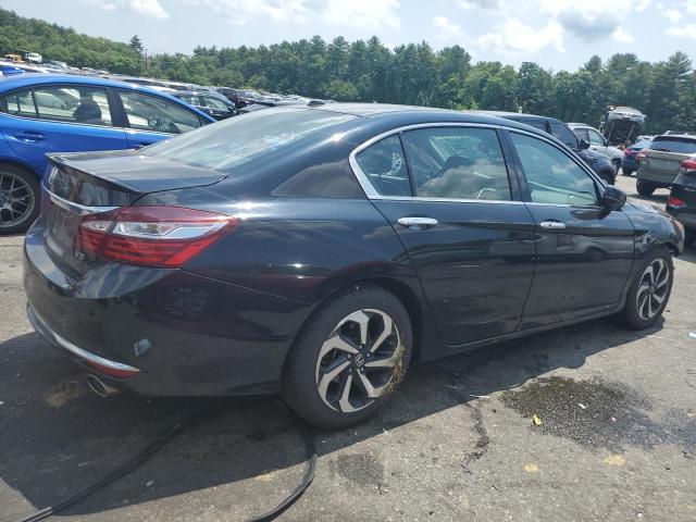 Photo 2 VIN: 1HGCR3F8XGA022191 - HONDA ACCORD 