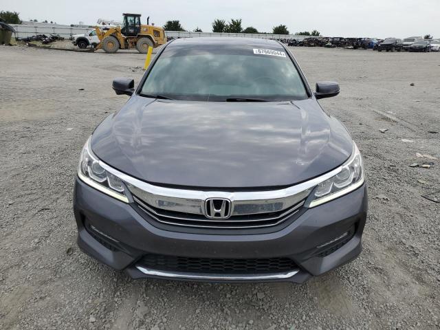 Photo 4 VIN: 1HGCR3F8XHA015324 - HONDA ACCORD EXL 