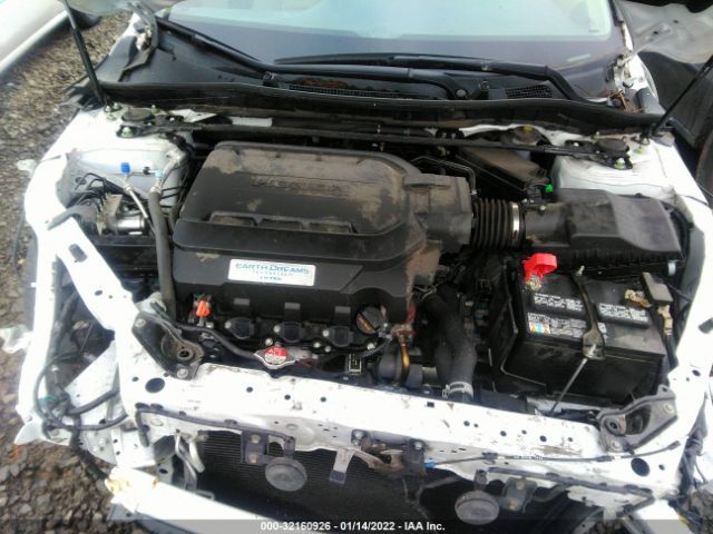 Photo 9 VIN: 1HGCR3F8XHA019146 - HONDA ACCORD SEDAN 