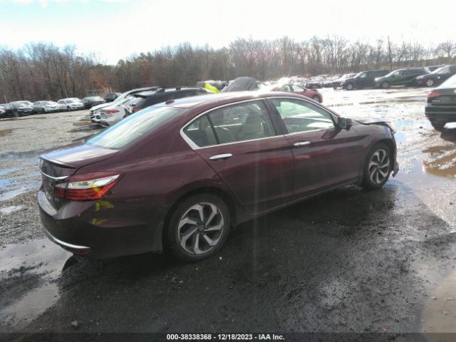 Photo 3 VIN: 1HGCR3F8XHA031717 - HONDA ACCORD 