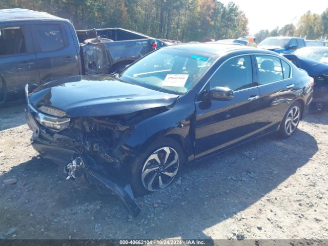 Photo 1 VIN: 1HGCR3F8XHA031801 - HONDA ACCORD 