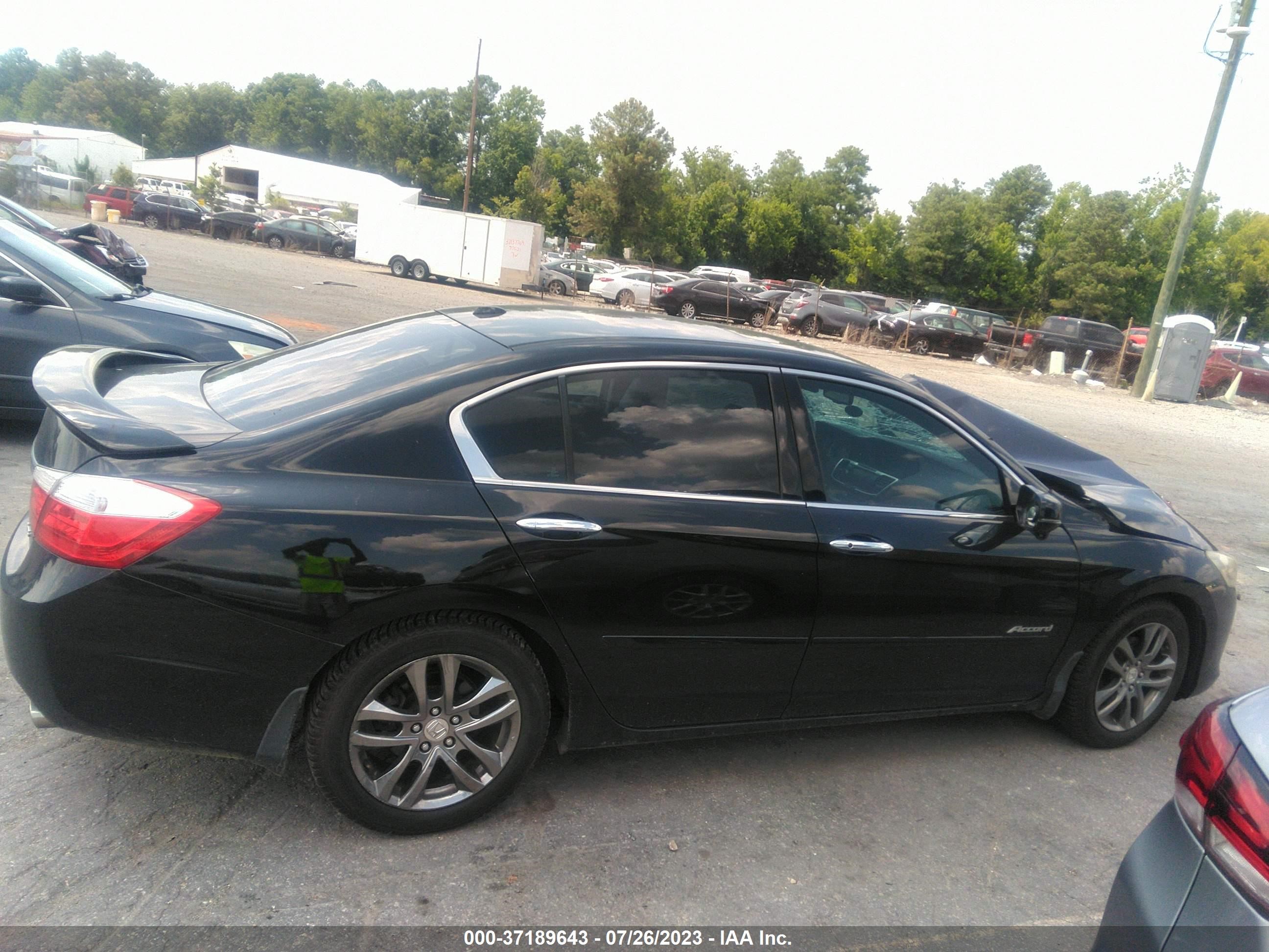 Photo 11 VIN: 1HGCR3F90DA000804 - HONDA ACCORD 