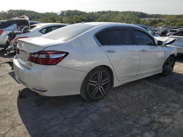 Photo 2 VIN: 1HGCR3F90GA010687 - HONDA ACCORD TOU 