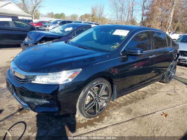 Photo 1 VIN: 1HGCR3F90HA020038 - HONDA ACCORD 