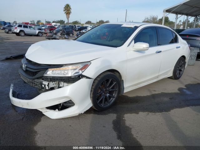 Photo 1 VIN: 1HGCR3F90HA021352 - HONDA ACCORD 