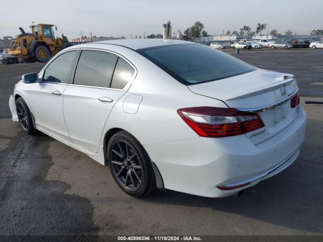 Photo 2 VIN: 1HGCR3F90HA021352 - HONDA ACCORD 