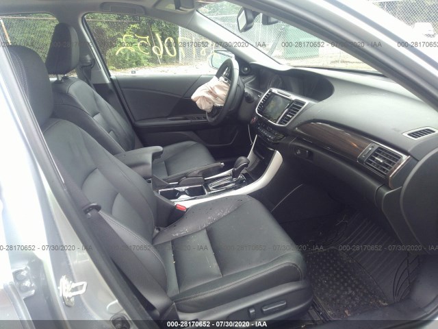 Photo 4 VIN: 1HGCR3F90HA038426 - HONDA ACCORD SEDAN 