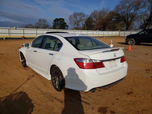 Photo 2 VIN: 1HGCR3F91EA025650 - HONDA ACCORD TOU 