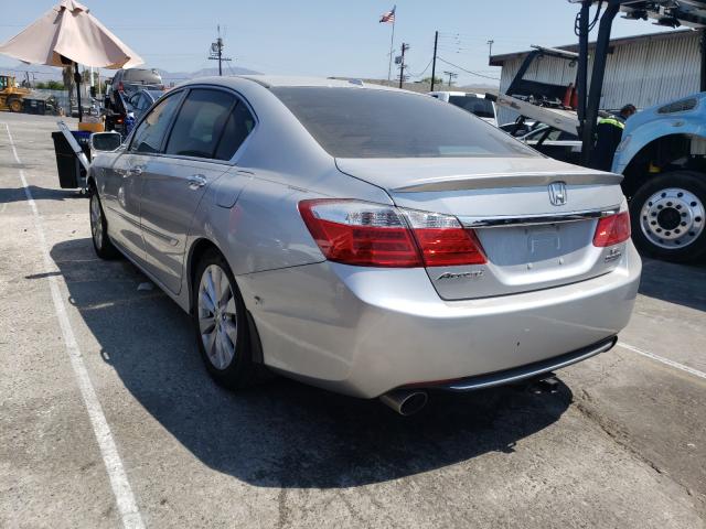 Photo 2 VIN: 1HGCR3F91FA003830 - HONDA ACCORD TOU 