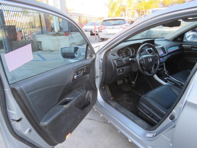 Photo 8 VIN: 1HGCR3F91HA002132 - HONDA ACCORD TOU 