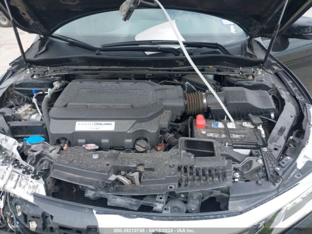 Photo 9 VIN: 1HGCR3F92GA015714 - HONDA ACCORD 