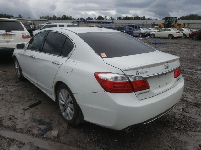 Photo 2 VIN: 1HGCR3F93FA022282 - HONDA ACCORD TOU 