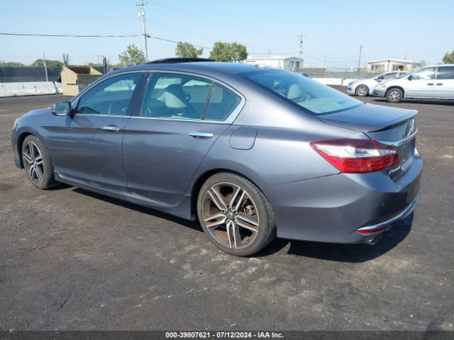 Photo 2 VIN: 1HGCR3F93HA017621 - HONDA ACCORD 