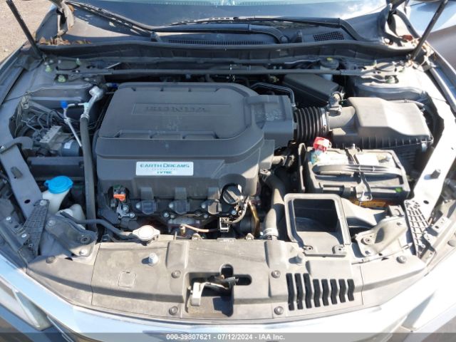 Photo 9 VIN: 1HGCR3F93HA017621 - HONDA ACCORD 