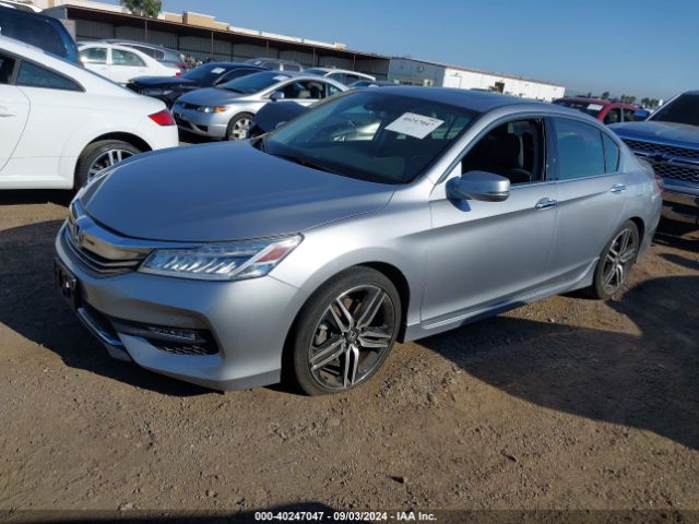 Photo 1 VIN: 1HGCR3F93HA028151 - HONDA ACCORD 