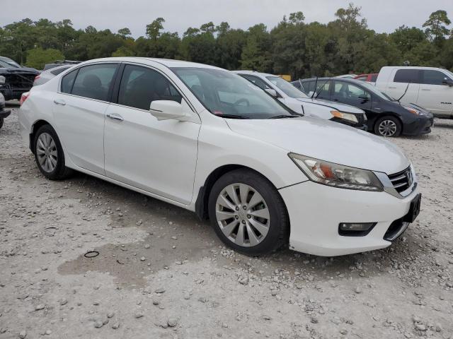 Photo 3 VIN: 1HGCR3F94FA022274 - HONDA ACCORD 