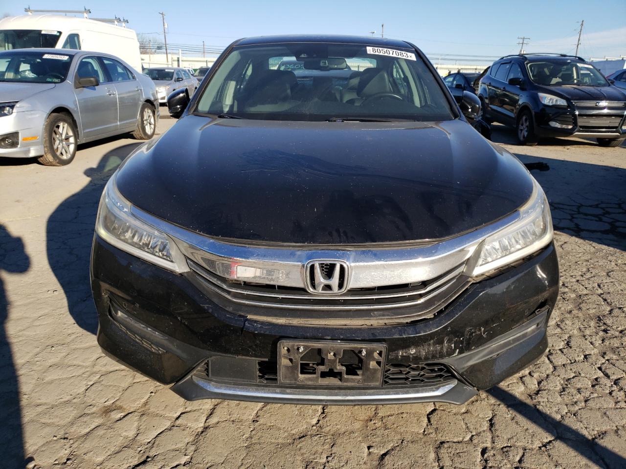 Photo 4 VIN: 1HGCR3F94GA017240 - HONDA ACCORD 