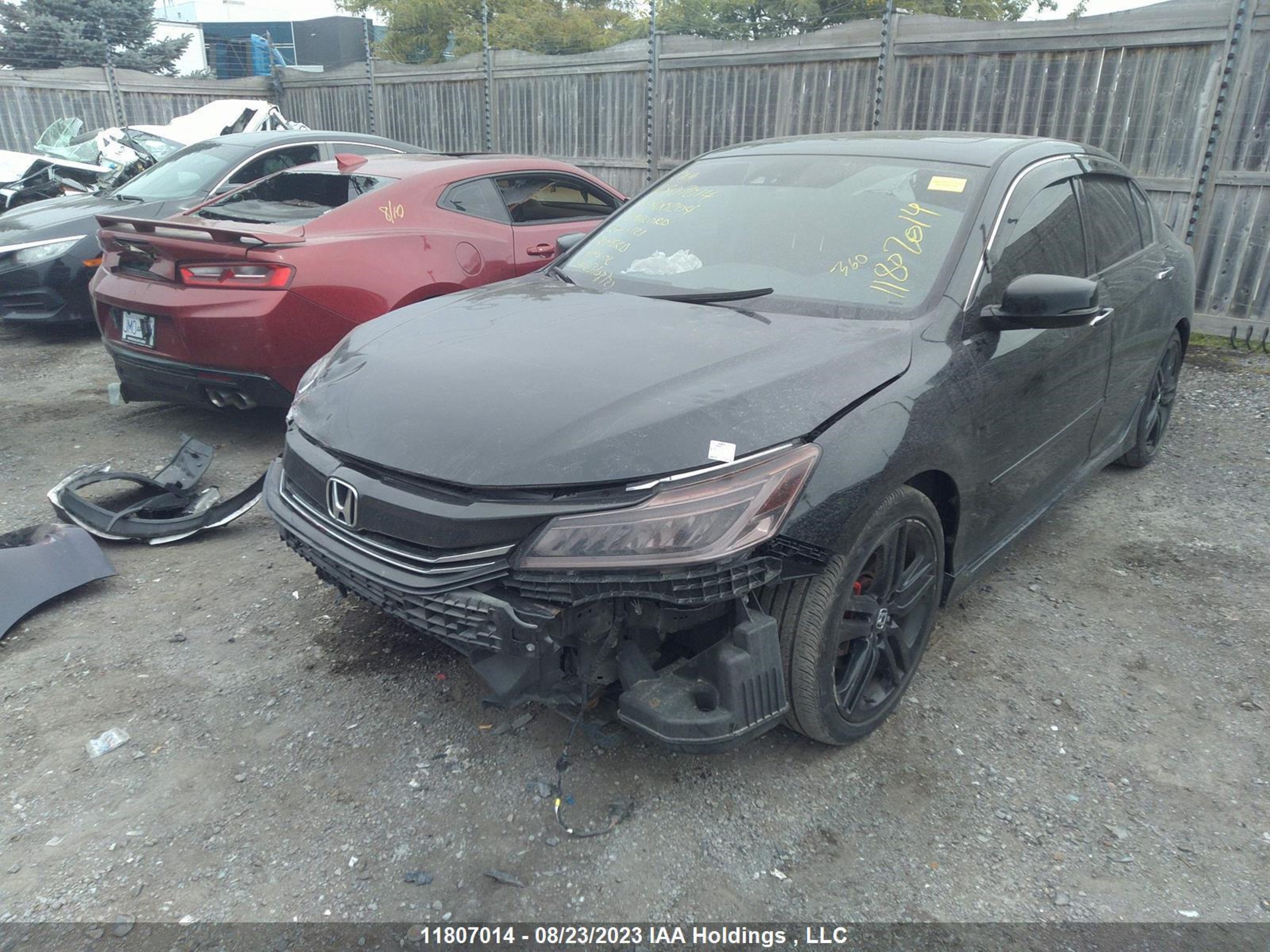 Photo 1 VIN: 1HGCR3F94GA800204 - HONDA ACCORD 