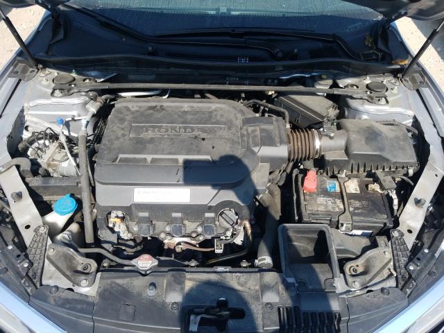 Photo 6 VIN: 1HGCR3F94HA001847 - HONDA ACCORD TOU 