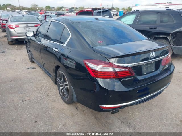 Photo 2 VIN: 1HGCR3F94HA018504 - HONDA ACCORD 