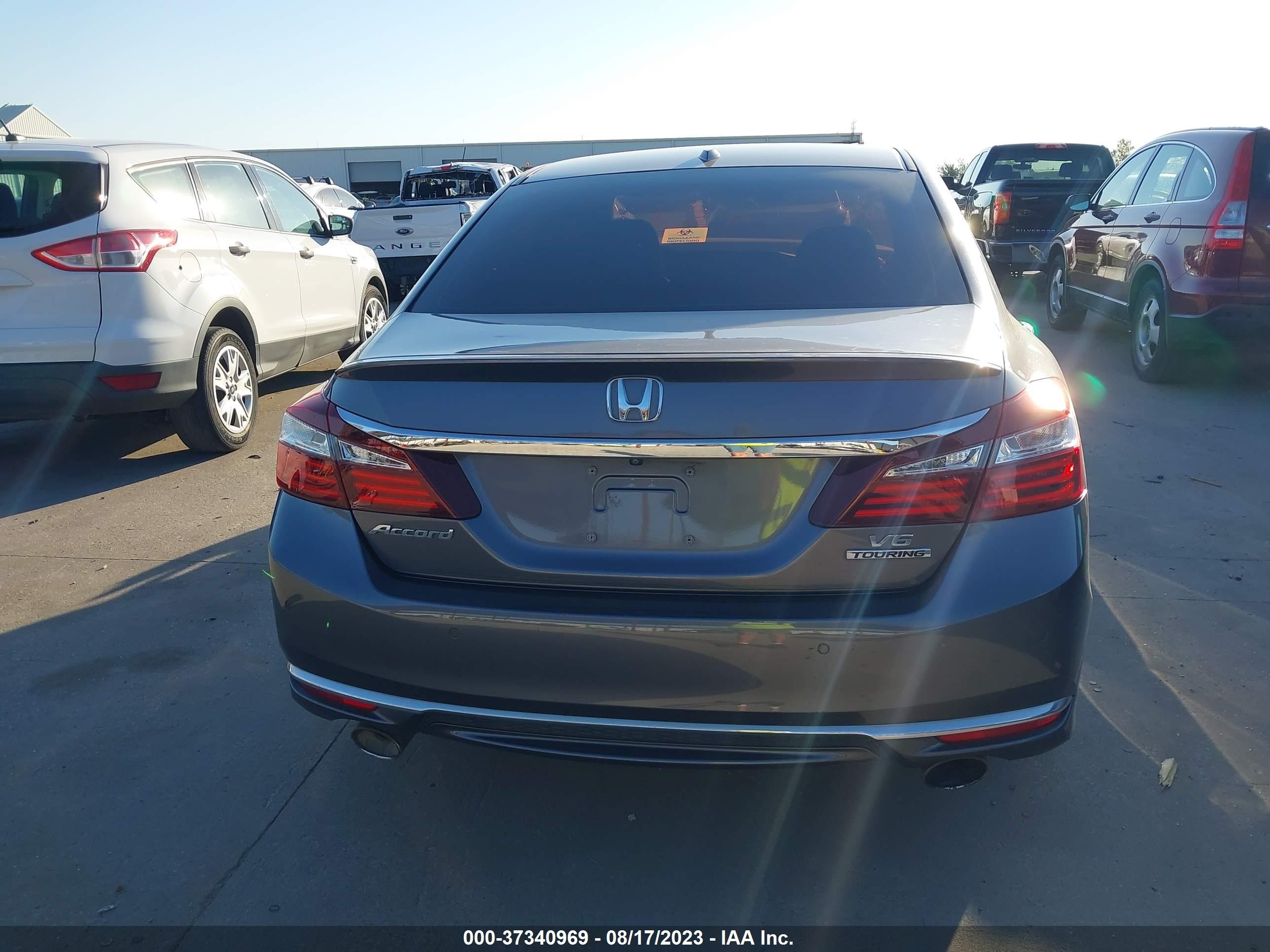 Photo 15 VIN: 1HGCR3F94HA031012 - HONDA ACCORD 