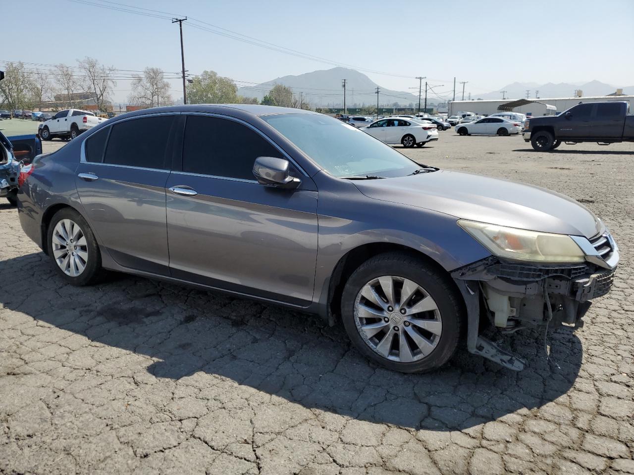 Photo 3 VIN: 1HGCR3F95FA010845 - HONDA ACCORD 